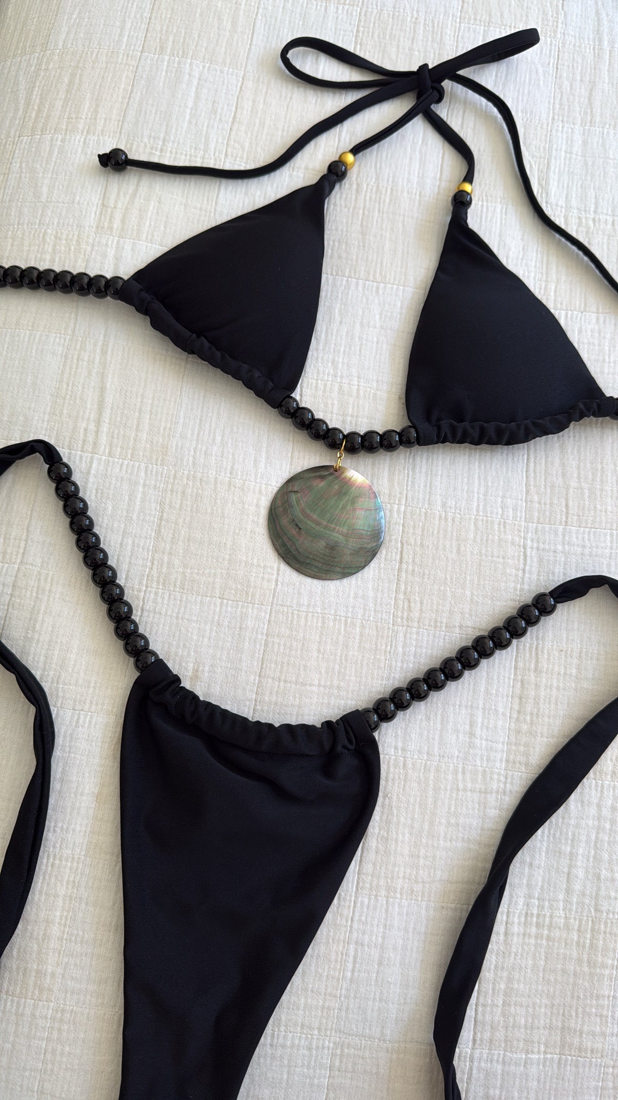 black jasmine top