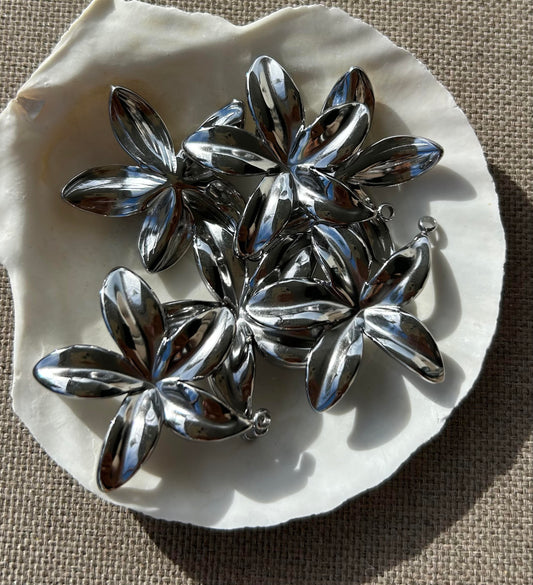silver frangipani pendant